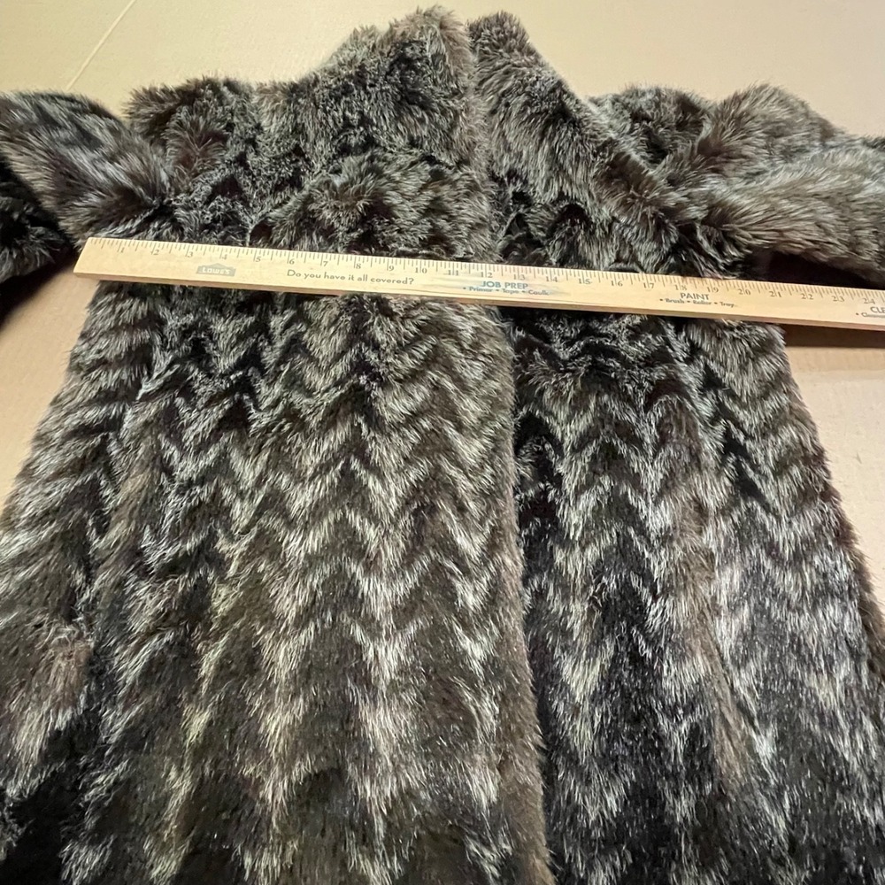 Vintage Style VI LTD. Women's Large (40) Chevron Print Faux Fur Coat Made in USA - Picture 8 of 13